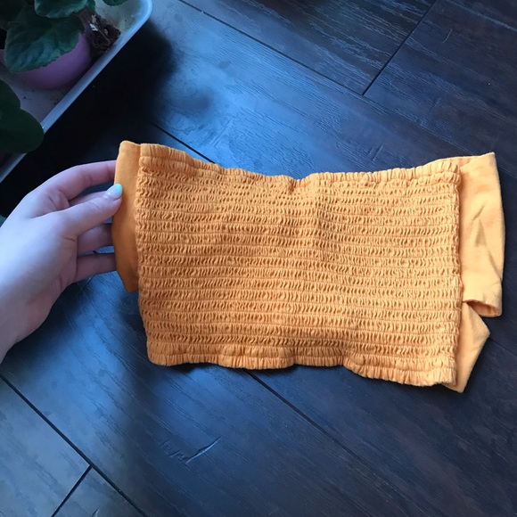 🦋3/$50 Aritzia Wilfred front tie crop tube top in mustard - Picture 8 of 8